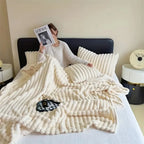 Soft & Delicate Blanket Large Plush Ribbed Throw Warm Cozy Anti-Static Sofa Blanket Lightweight Bed Blanket Multi-Functional